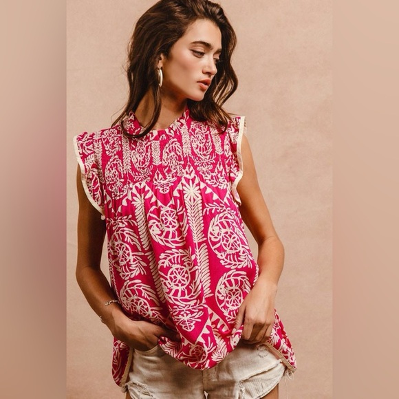 BiBi Printed Ruffle Sleeve Top - Picture 11 of 14